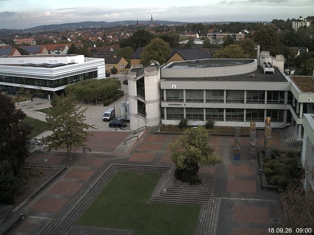 Foto der Webcam: Verwaltungsgeb&auml;ude, Innenhof mit Audimax, H&ouml;rsaal-Geb&auml;ude 1