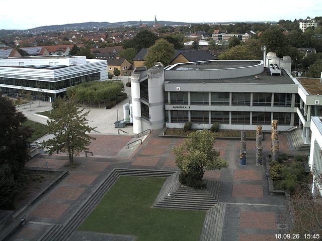 Foto der Webcam: Verwaltungsgeb&auml;ude, Innenhof mit Audimax, H&ouml;rsaal-Geb&auml;ude 1
