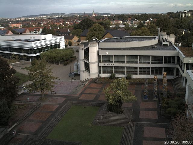Foto der Webcam: Verwaltungsgeb&auml;ude, Innenhof mit Audimax, H&ouml;rsaal-Geb&auml;ude 1