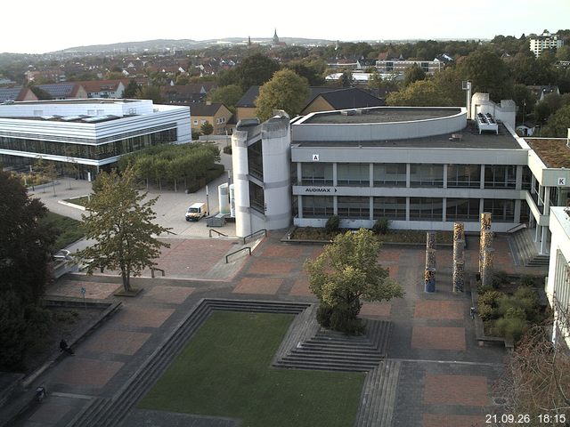 Foto der Webcam: Verwaltungsgeb&auml;ude, Innenhof mit Audimax, H&ouml;rsaal-Geb&auml;ude 1