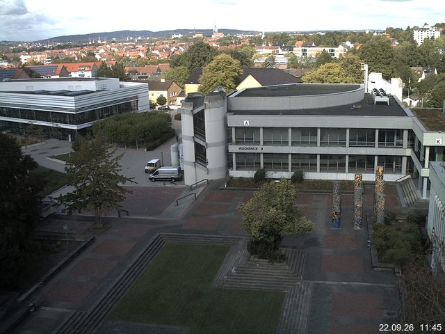 Foto der Webcam: Verwaltungsgeb&auml;ude, Innenhof mit Audimax, H&ouml;rsaal-Geb&auml;ude 1