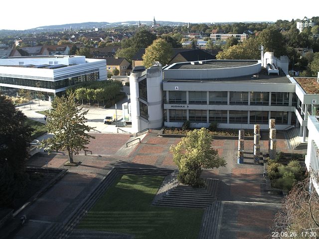 Foto der Webcam: Verwaltungsgeb&auml;ude, Innenhof mit Audimax, H&ouml;rsaal-Geb&auml;ude 1