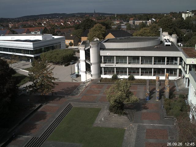Foto der Webcam: Verwaltungsgeb&auml;ude, Innenhof mit Audimax, H&ouml;rsaal-Geb&auml;ude 1