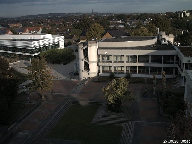Foto der Webcam: Verwaltungsgeb&auml;ude, Innenhof mit Audimax, H&ouml;rsaal-Geb&auml;ude 1