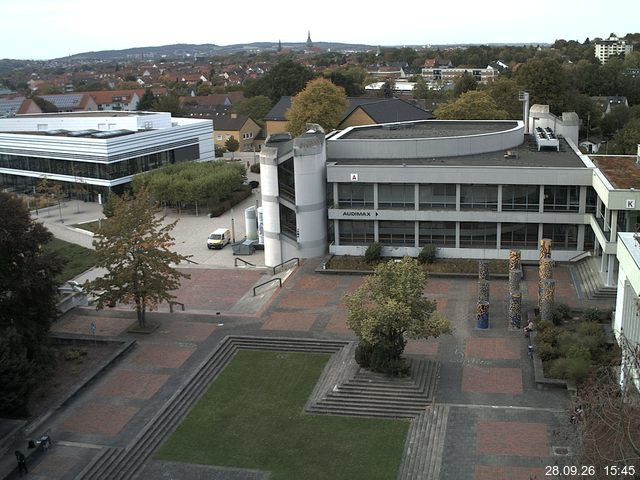 Foto der Webcam: Verwaltungsgeb&auml;ude, Innenhof mit Audimax, H&ouml;rsaal-Geb&auml;ude 1