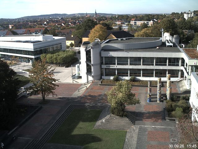 Foto der Webcam: Verwaltungsgeb&auml;ude, Innenhof mit Audimax, H&ouml;rsaal-Geb&auml;ude 1
