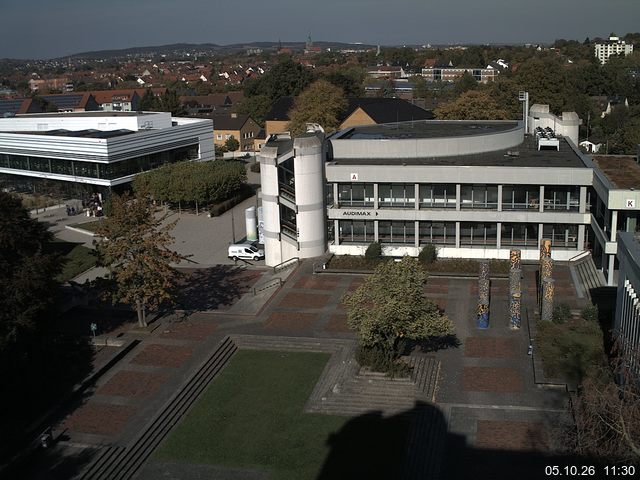 Foto der Webcam: Verwaltungsgeb&auml;ude, Innenhof mit Audimax, H&ouml;rsaal-Geb&auml;ude 1