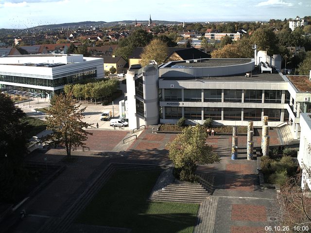Foto der Webcam: Verwaltungsgeb&auml;ude, Innenhof mit Audimax, H&ouml;rsaal-Geb&auml;ude 1
