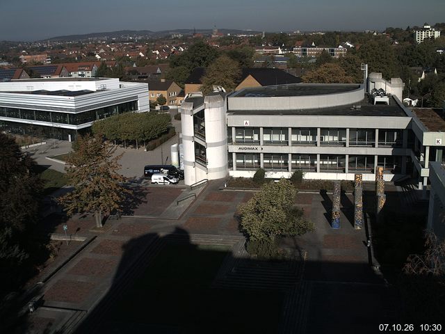 Foto der Webcam: Verwaltungsgeb&auml;ude, Innenhof mit Audimax, H&ouml;rsaal-Geb&auml;ude 1