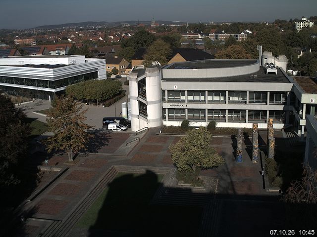 Foto der Webcam: Verwaltungsgeb&auml;ude, Innenhof mit Audimax, H&ouml;rsaal-Geb&auml;ude 1