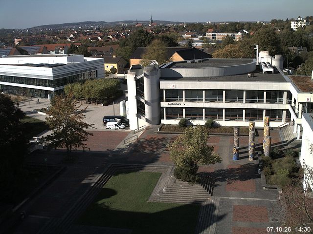 Foto der Webcam: Verwaltungsgeb&auml;ude, Innenhof mit Audimax, H&ouml;rsaal-Geb&auml;ude 1