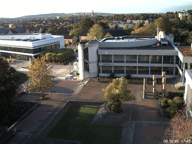 Foto der Webcam: Verwaltungsgeb&auml;ude, Innenhof mit Audimax, H&ouml;rsaal-Geb&auml;ude 1