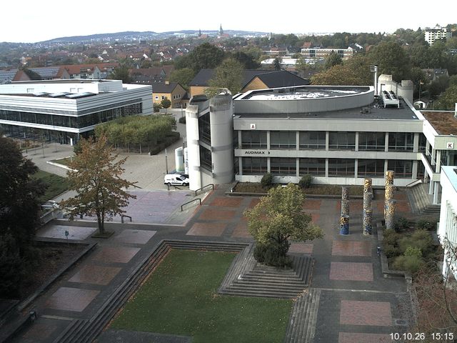 Foto der Webcam: Verwaltungsgeb&auml;ude, Innenhof mit Audimax, H&ouml;rsaal-Geb&auml;ude 1