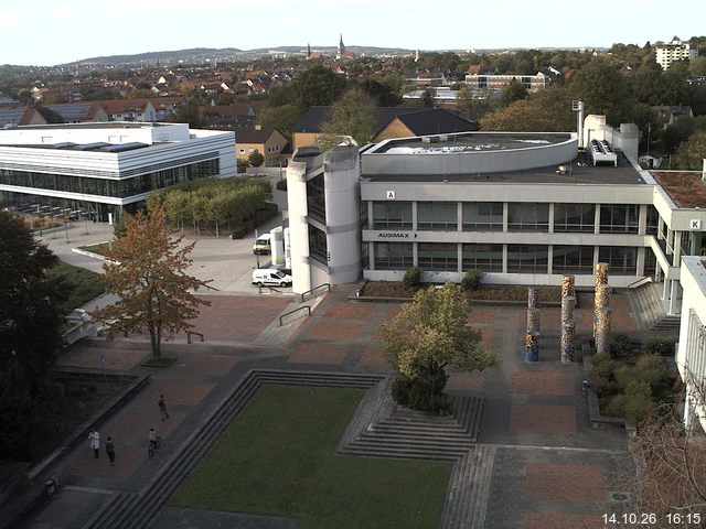Foto der Webcam: Verwaltungsgeb&auml;ude, Innenhof mit Audimax, H&ouml;rsaal-Geb&auml;ude 1