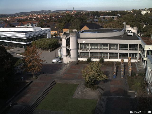 Foto der Webcam: Verwaltungsgeb&auml;ude, Innenhof mit Audimax, H&ouml;rsaal-Geb&auml;ude 1