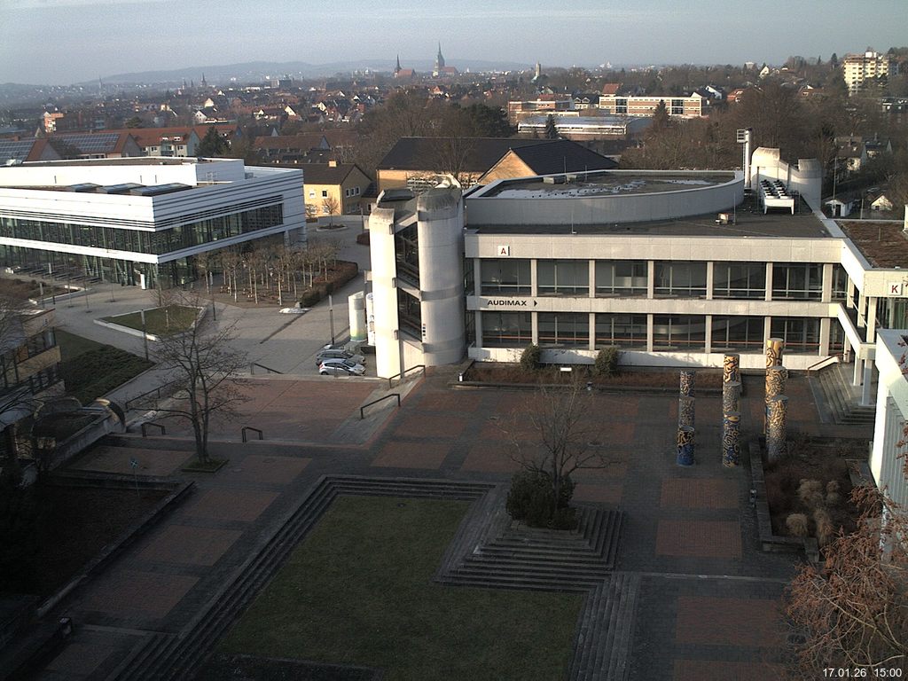 Foto der Webcam: Verwaltungsgeb&auml;ude, Innenhof mit Audimax, H&ouml;rsaal-Geb&auml;ude 1
