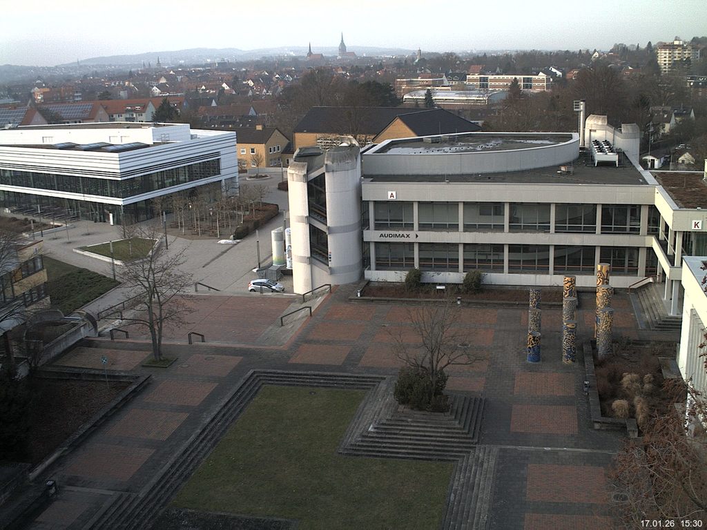 Foto der Webcam: Verwaltungsgeb&auml;ude, Innenhof mit Audimax, H&ouml;rsaal-Geb&auml;ude 1