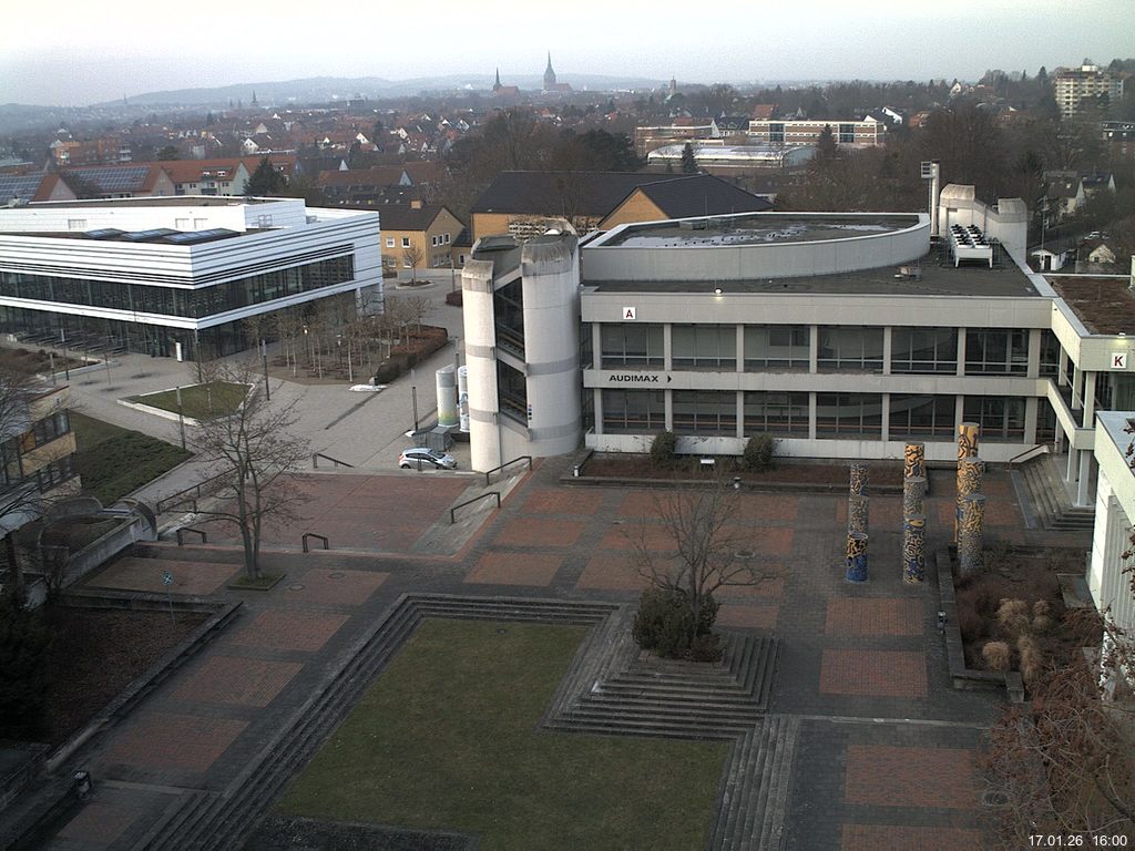 Foto der Webcam: Verwaltungsgeb&auml;ude, Innenhof mit Audimax, H&ouml;rsaal-Geb&auml;ude 1