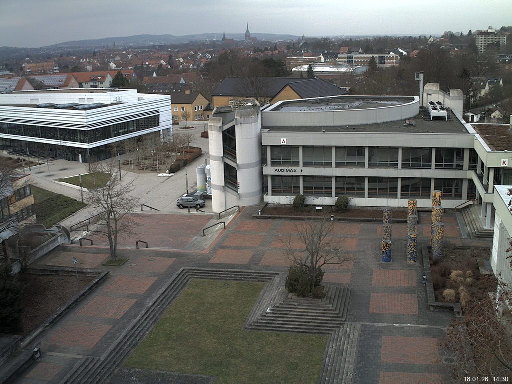 Foto der Webcam: Verwaltungsgeb&auml;ude, Innenhof mit Audimax, H&ouml;rsaal-Geb&auml;ude 1