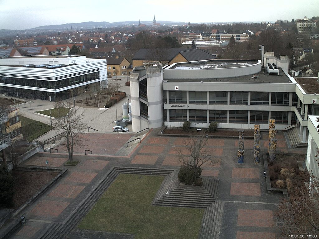 Foto der Webcam: Verwaltungsgeb&auml;ude, Innenhof mit Audimax, H&ouml;rsaal-Geb&auml;ude 1