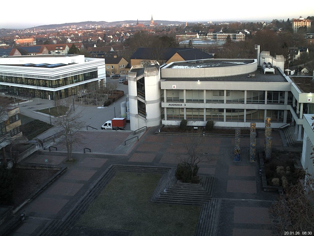 Foto der Webcam: Verwaltungsgeb&auml;ude, Innenhof mit Audimax, H&ouml;rsaal-Geb&auml;ude 1