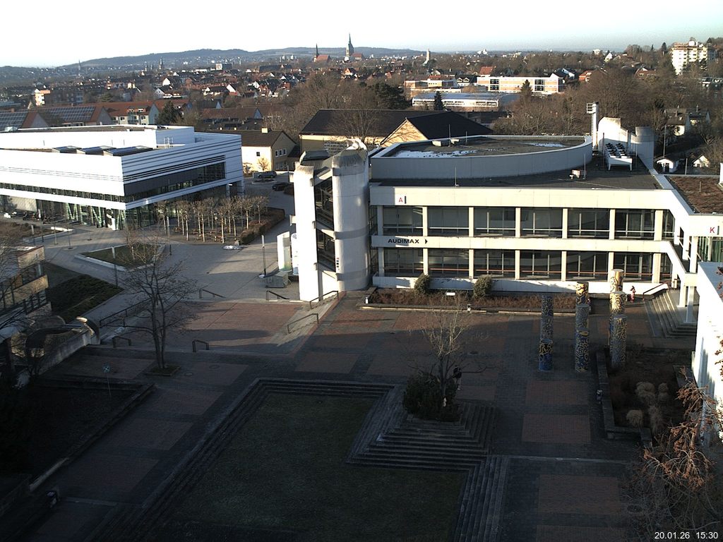 Foto der Webcam: Verwaltungsgeb&auml;ude, Innenhof mit Audimax, H&ouml;rsaal-Geb&auml;ude 1