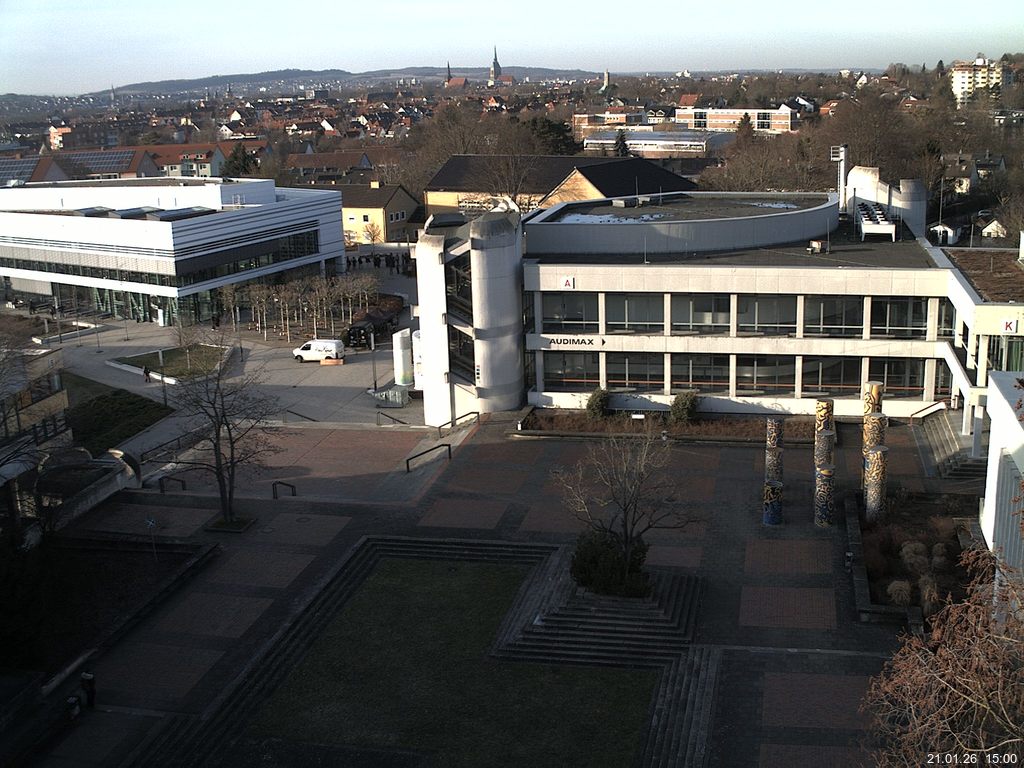 Foto der Webcam: Verwaltungsgeb&auml;ude, Innenhof mit Audimax, H&ouml;rsaal-Geb&auml;ude 1