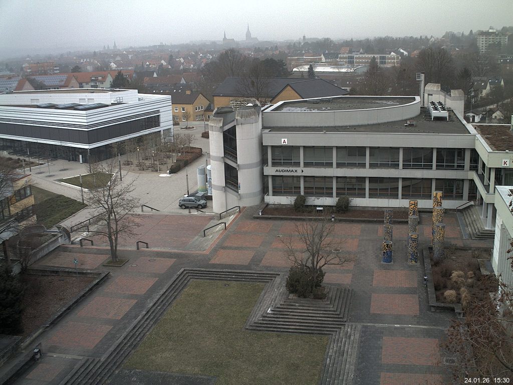 Foto der Webcam: Verwaltungsgeb&auml;ude, Innenhof mit Audimax, H&ouml;rsaal-Geb&auml;ude 1