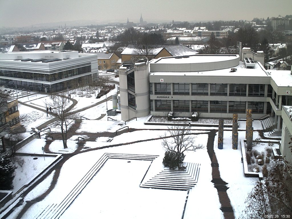Foto der Webcam: Verwaltungsgeb&auml;ude, Innenhof mit Audimax, H&ouml;rsaal-Geb&auml;ude 1