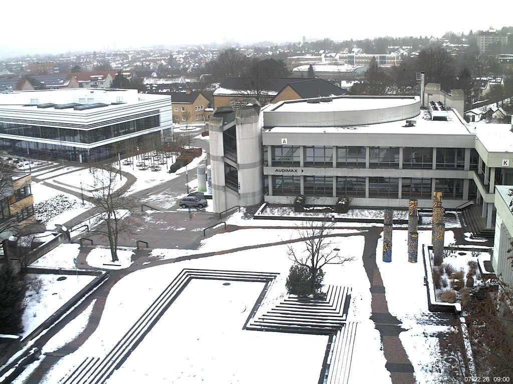 Foto der Webcam: Verwaltungsgeb&auml;ude, Innenhof mit Audimax, H&ouml;rsaal-Geb&auml;ude 1