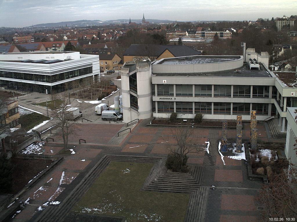 Foto der Webcam: Verwaltungsgeb&auml;ude, Innenhof mit Audimax, H&ouml;rsaal-Geb&auml;ude 1
