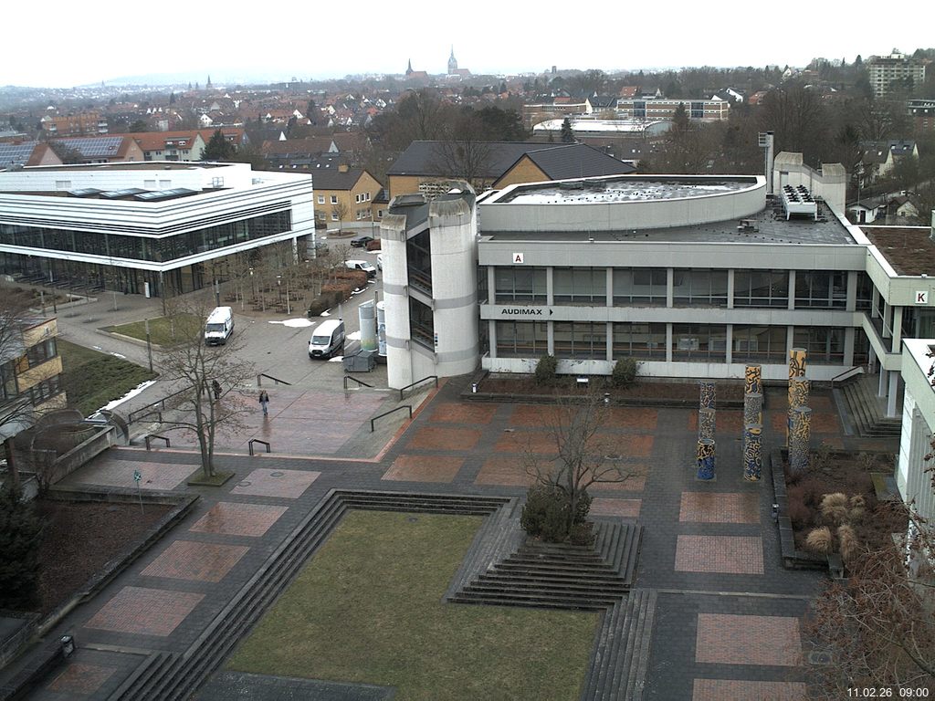 Foto der Webcam: Verwaltungsgeb&auml;ude, Innenhof mit Audimax, H&ouml;rsaal-Geb&auml;ude 1