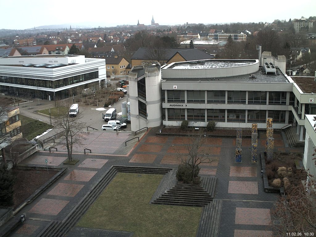 Foto der Webcam: Verwaltungsgeb&auml;ude, Innenhof mit Audimax, H&ouml;rsaal-Geb&auml;ude 1
