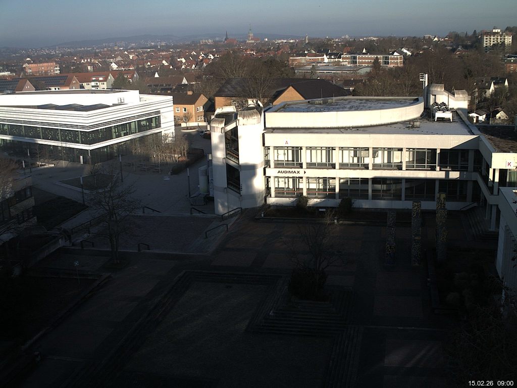 Foto der Webcam: Verwaltungsgeb&auml;ude, Innenhof mit Audimax, H&ouml;rsaal-Geb&auml;ude 1