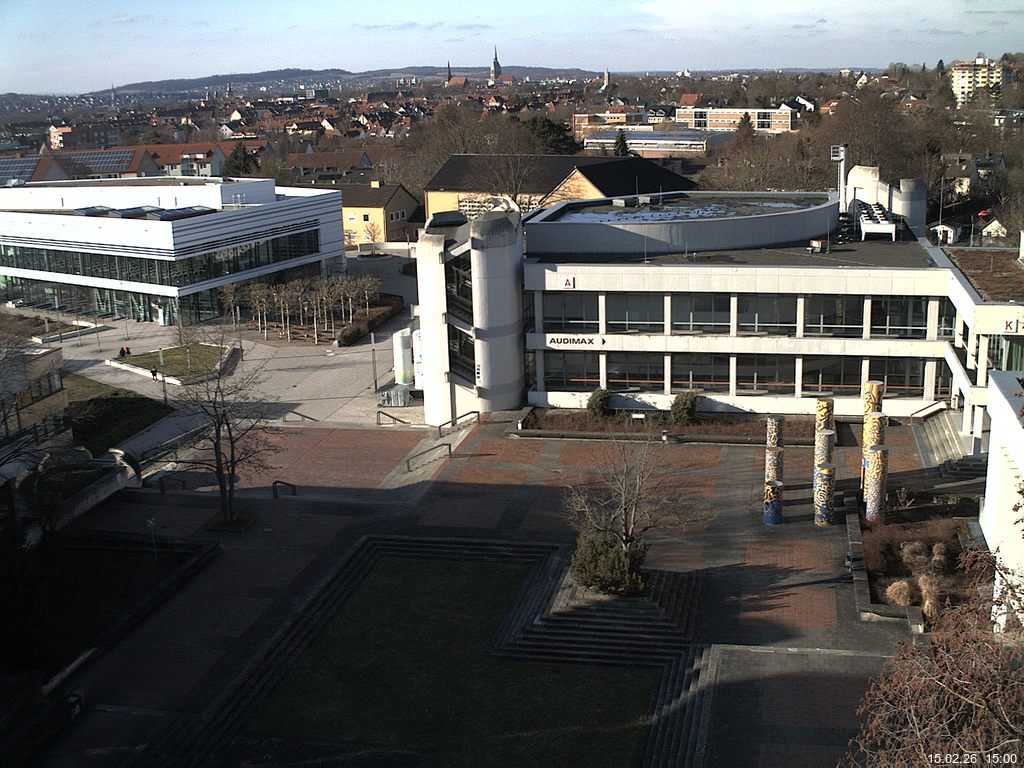 Foto der Webcam: Verwaltungsgeb&auml;ude, Innenhof mit Audimax, H&ouml;rsaal-Geb&auml;ude 1