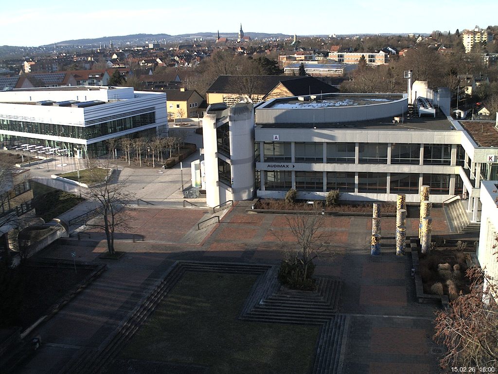 Foto der Webcam: Verwaltungsgeb&auml;ude, Innenhof mit Audimax, H&ouml;rsaal-Geb&auml;ude 1