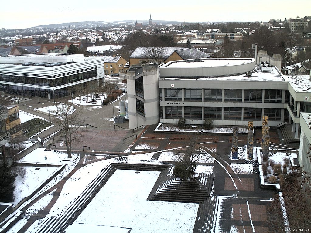 Foto der Webcam: Verwaltungsgeb&auml;ude, Innenhof mit Audimax, H&ouml;rsaal-Geb&auml;ude 1