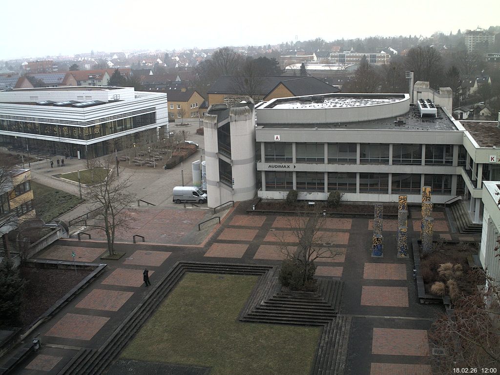 Foto der Webcam: Verwaltungsgeb&auml;ude, Innenhof mit Audimax, H&ouml;rsaal-Geb&auml;ude 1