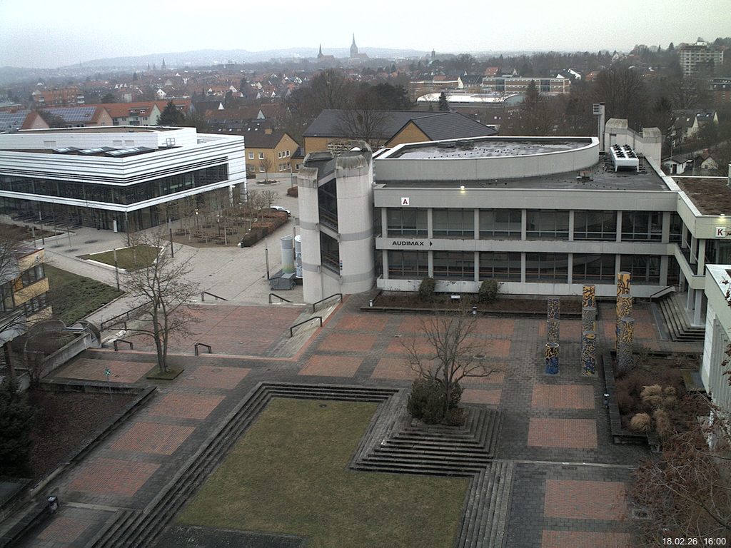 Foto der Webcam: Verwaltungsgeb&auml;ude, Innenhof mit Audimax, H&ouml;rsaal-Geb&auml;ude 1