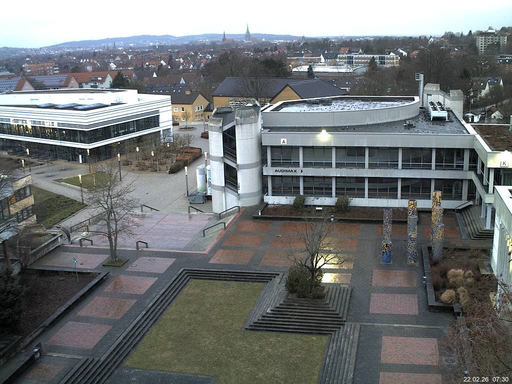 Foto der Webcam: Verwaltungsgeb&auml;ude, Innenhof mit Audimax, H&ouml;rsaal-Geb&auml;ude 1