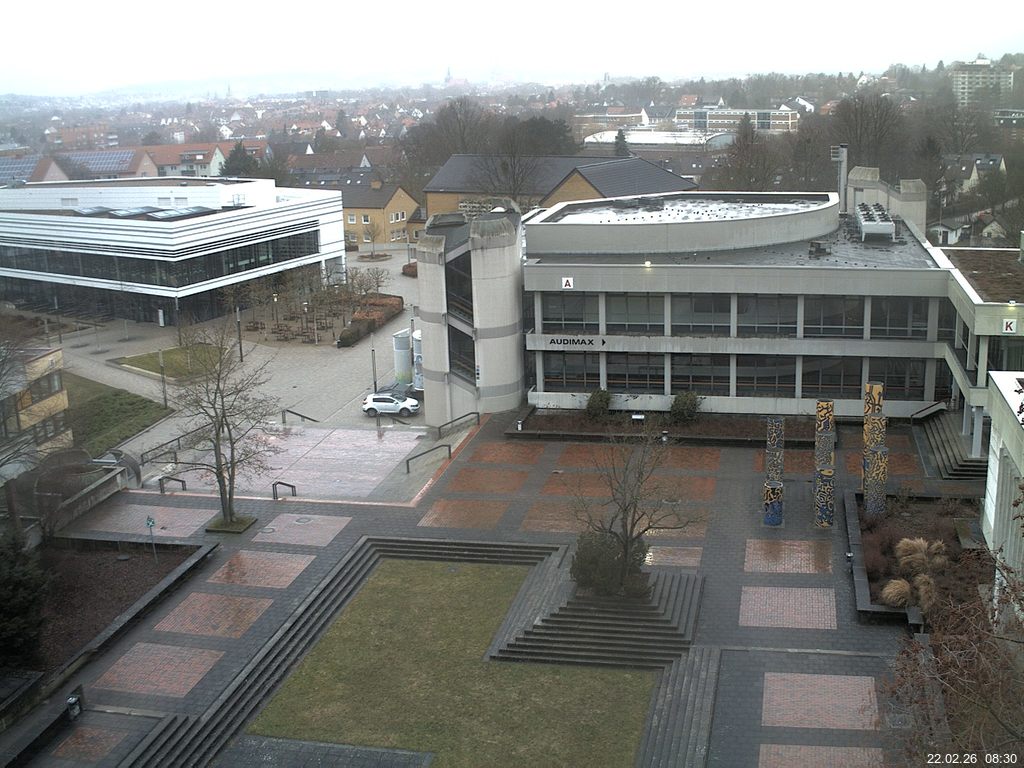 Foto der Webcam: Verwaltungsgeb&auml;ude, Innenhof mit Audimax, H&ouml;rsaal-Geb&auml;ude 1