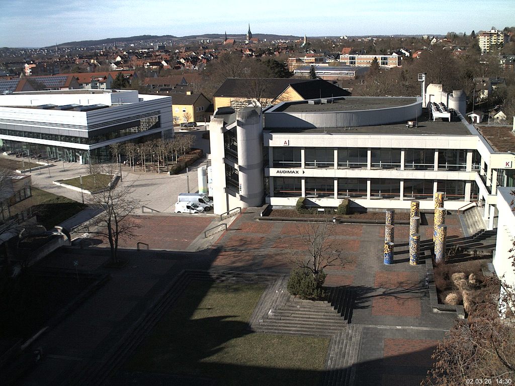 Foto der Webcam: Verwaltungsgeb&auml;ude, Innenhof mit Audimax, H&ouml;rsaal-Geb&auml;ude 1