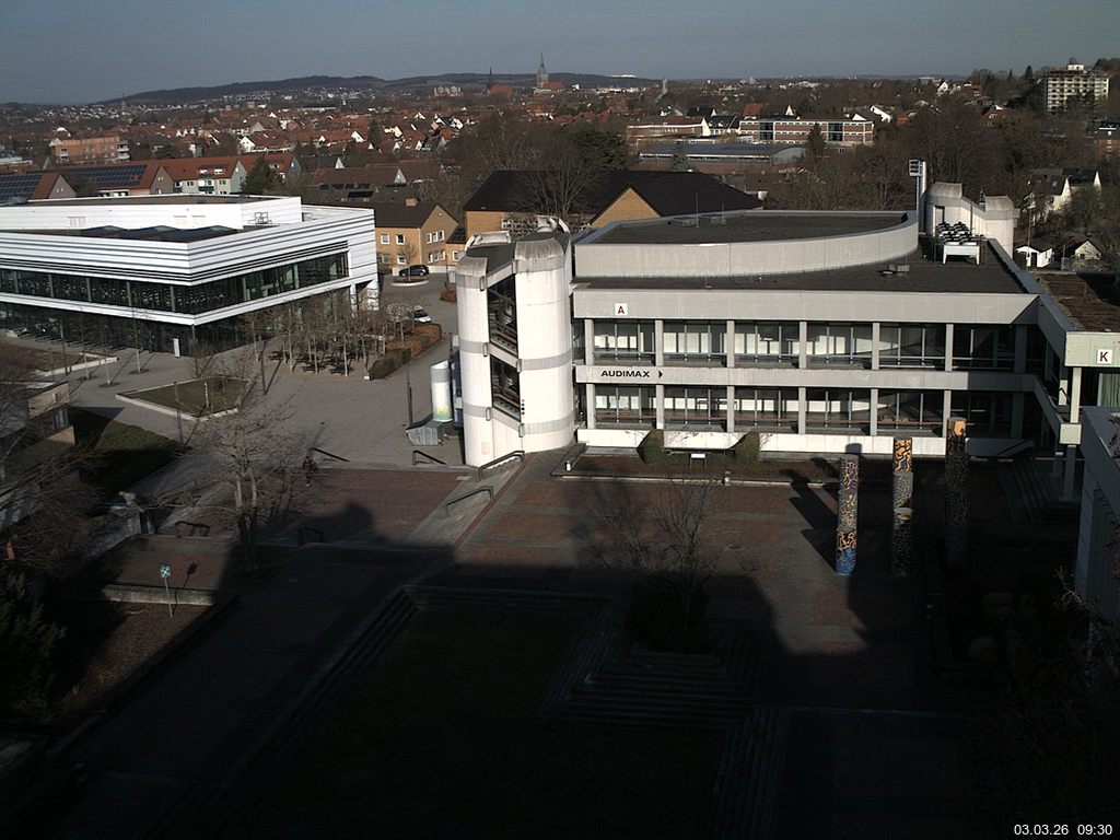 Foto der Webcam: Verwaltungsgeb&auml;ude, Innenhof mit Audimax, H&ouml;rsaal-Geb&auml;ude 1