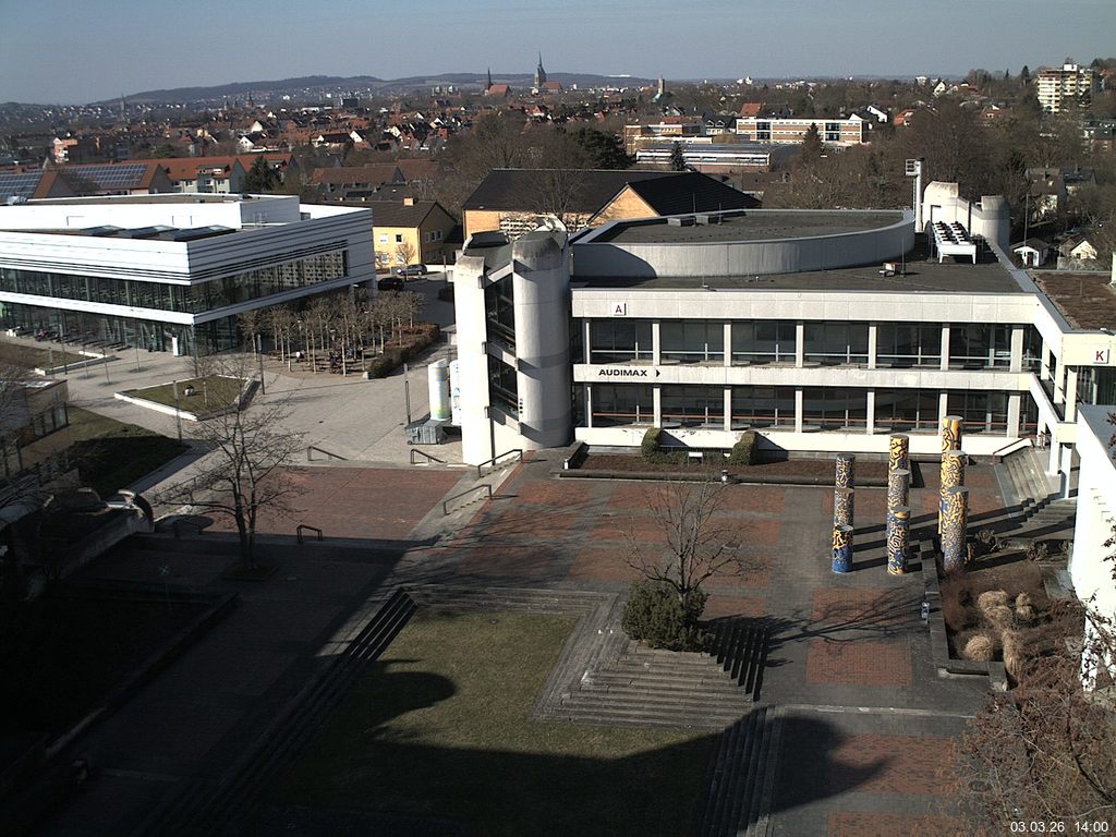 Foto der Webcam: Verwaltungsgeb&auml;ude, Innenhof mit Audimax, H&ouml;rsaal-Geb&auml;ude 1