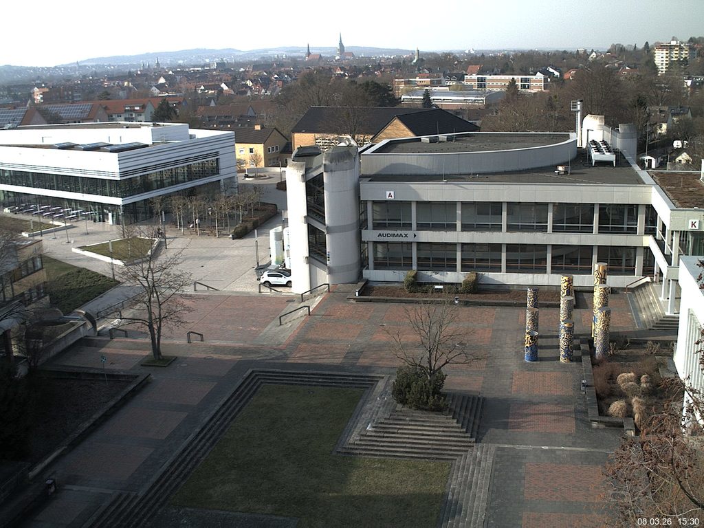 Foto der Webcam: Verwaltungsgeb&auml;ude, Innenhof mit Audimax, H&ouml;rsaal-Geb&auml;ude 1