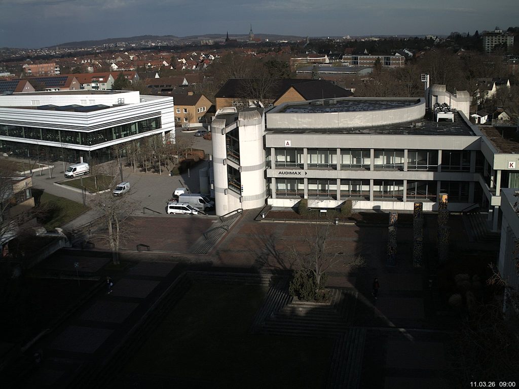 Foto der Webcam: Verwaltungsgeb&auml;ude, Innenhof mit Audimax, H&ouml;rsaal-Geb&auml;ude 1