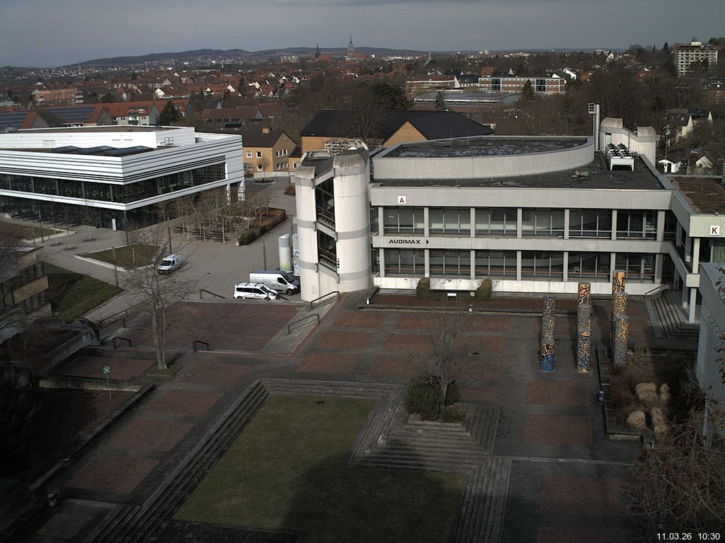 Foto der Webcam: Verwaltungsgeb&auml;ude, Innenhof mit Audimax, H&ouml;rsaal-Geb&auml;ude 1