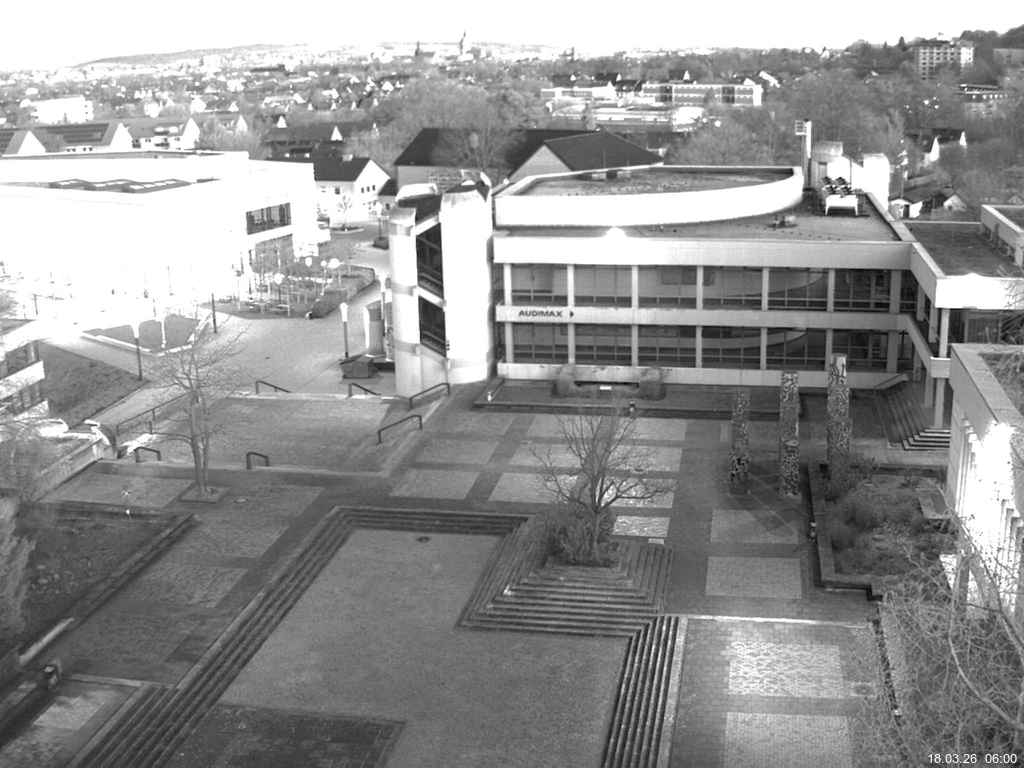 Foto der Webcam: Verwaltungsgeb&auml;ude, Innenhof mit Audimax, H&ouml;rsaal-Geb&auml;ude 1
