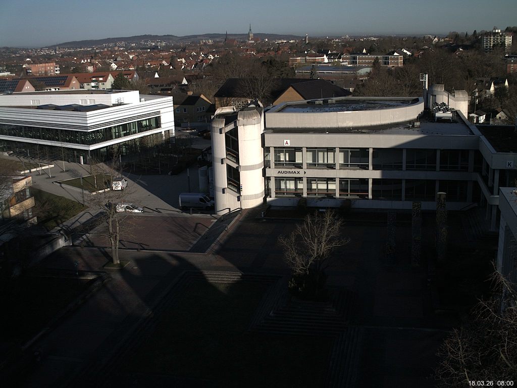 Foto der Webcam: Verwaltungsgeb&auml;ude, Innenhof mit Audimax, H&ouml;rsaal-Geb&auml;ude 1