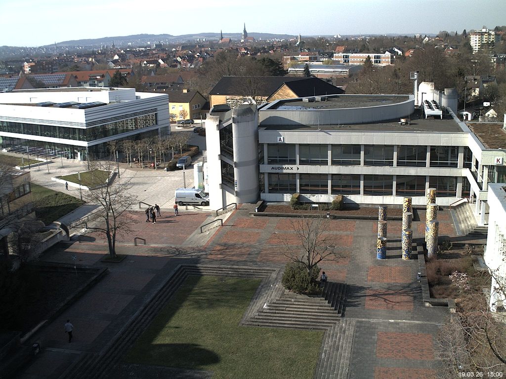 Foto der Webcam: Verwaltungsgeb&auml;ude, Innenhof mit Audimax, H&ouml;rsaal-Geb&auml;ude 1